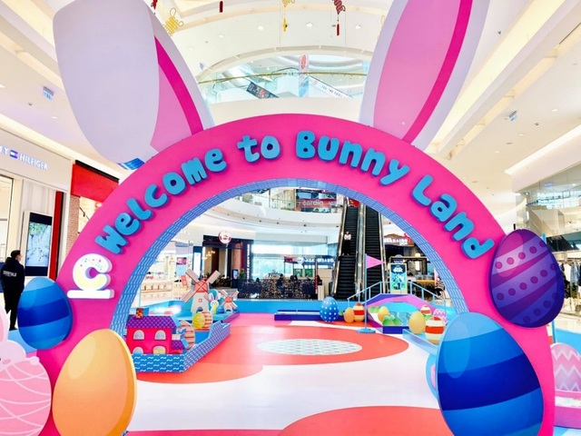 Sân golf cho bé tại Crescent Mall mừng lễ hội Phục Sinh - 1 Sân golf cho bé tại Crescent Mall mừng lễ hội Phục Sinh - 1
