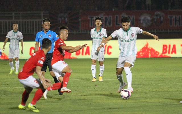 Lee Nguyễn không thi đấu, CLB TPHCM thua đậm Bình Định trên sân nhà - 4 Lee Nguyễn không thi đấu, CLB TPHCM thua đậm Bình Định trên sân nhà - 4