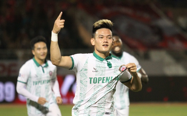Lee Nguyễn không thi đấu, CLB TPHCM thua đậm Bình Định trên sân nhà - 6 Lee Nguyễn không thi đấu, CLB TPHCM thua đậm Bình Định trên sân nhà - 6