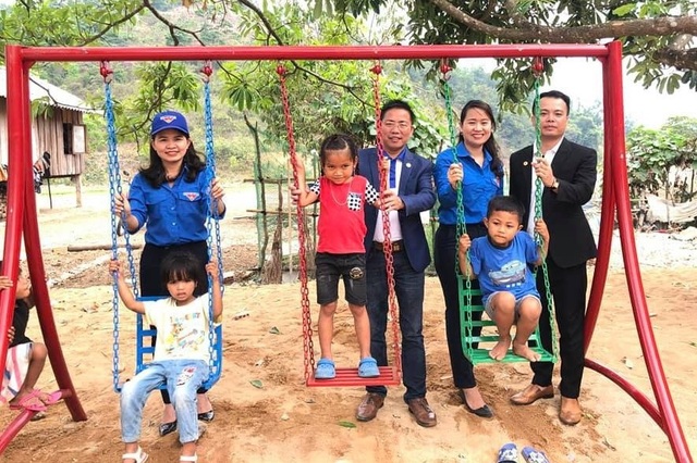 Tuổi trẻ Quảng Trị khánh thành Trường đẹp cho em tại xã miền núi - 3 Tuổi trẻ Quảng Trị khánh thành Trường đẹp cho em tại xã miền núi - 3