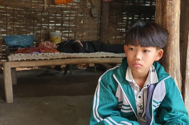 Bạn đọc giúp đỡ người đàn ông ghép hộp sọ, tặng con anh xe đạp đi học - 2 Bạn đọc giúp đỡ người đàn ông ghép hộp sọ, tặng con anh xe đạp đi học - 2