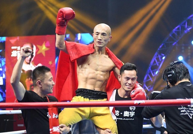 Võ Trung Quốc sôi sục: Đệ Nhất Thiếu Lâm đại chiến Vua Thái Cực Quyền - 1 Võ Trung Quốc sôi sục: Đệ Nhất Thiếu Lâm đại chiến Vua Thái Cực Quyền - 1