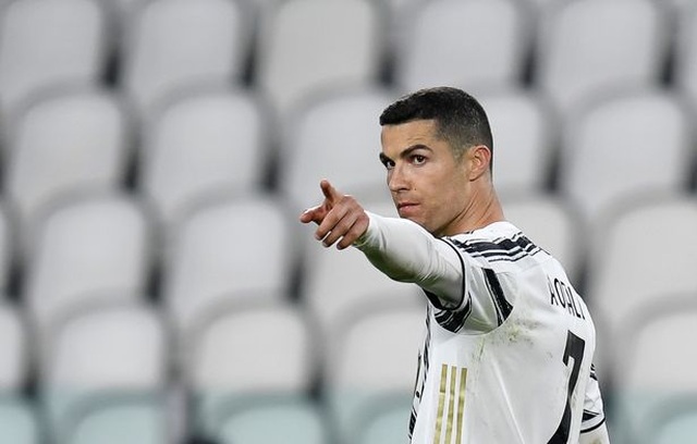 C.Ronaldo, Tiger Woods và Roger Federer trên cuộc đua làm tỷ phú USD - 2 C.Ronaldo, Tiger Woods và Roger Federer trên cuộc đua làm tỷ phú USD - 2