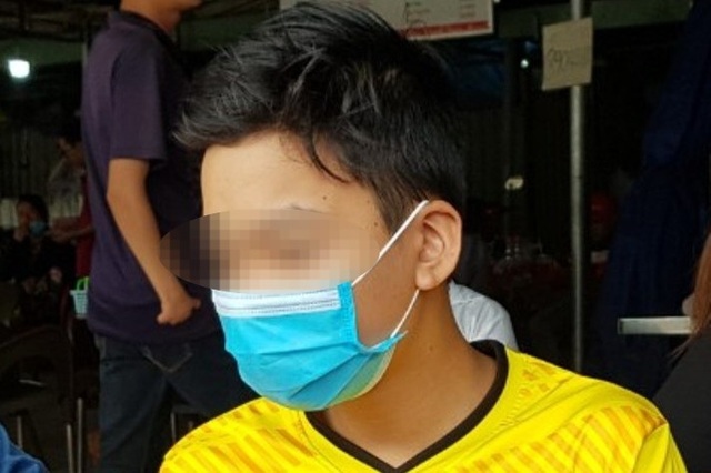 Công an thông tin về chất lạ đổ vào miệng nam sinh lớp 10 gây sốc - 1 Công an thông tin về chất lạ đổ vào miệng nam sinh lớp 10 gây sốc - 1