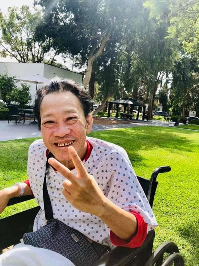Sau phẫu thuật cắt bỏ chân, nhạc sĩ Lê Quang thực hiện ca mổ lần hai - 1 Sau phẫu thuật cắt bỏ chân, nhạc sĩ Lê Quang thực hiện ca mổ lần hai - 1