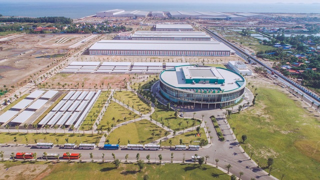 Đại bàng cũng gặp khó vì cơn sốt đất nóng lên từng ngày - 1 Đại bàng cũng gặp khó vì cơn sốt đất nóng lên từng ngày - 1