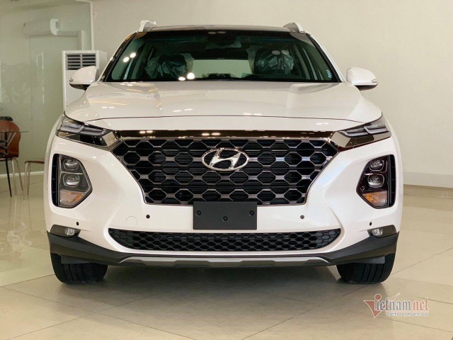 Dọn kho, loạt xe SUV đại hạ giá đầu tháng 4 - 1 Dọn kho, loạt xe SUV đại hạ giá đầu tháng 4 - 1