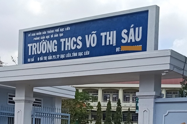 Một nam sinh lớp 7 nhảy từ tầng 2 trường học xuống đất - 1 Một nam sinh lớp 7 nhảy từ tầng 2 trường học xuống đất - 1