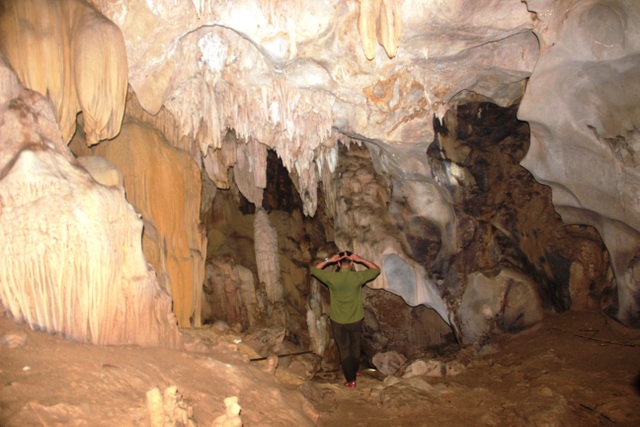 Khám phá hang động tuyệt đẹp ẩn sâu hàng chục năm giữa rừng Quảng Trị - 3