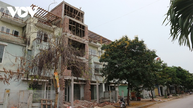 Các chiêu thổi giá, tạo sóng bất động sản ảo - 2 Các chiêu thổi giá, tạo sóng bất động sản ảo - 2