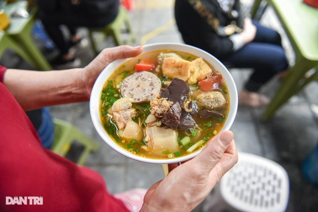 Selling Nam Bo vermicelli, frank noodles, the owner buys land, buys a house in Hanoi old town - 8