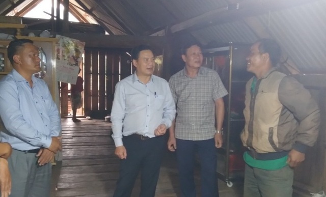 Thứ trưởng Bộ LĐ-TBXH chia sẻ kinh nghiệm khuyến khích dân thoát nghèo - 1 Thứ trưởng Bộ LĐ-TBXH chia sẻ kinh nghiệm khuyến khích dân thoát nghèo - 1