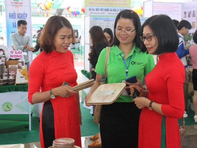 Cô gái Quảng Nam bỏ thành phố về quê khởi nghiệp với mo cau - 3 Cô gái Quảng Nam bỏ thành phố về quê khởi nghiệp với mo cau - 3