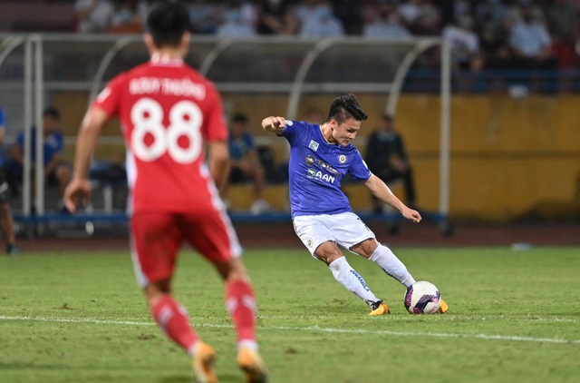 CLB Hà Nội 0-1 CLB Viettel: Trọng Hoàng ghi bàn, Quang Hải kém duyên - 1 CLB Hà Nội 0-1 CLB Viettel: Trọng Hoàng ghi bàn, Quang Hải kém duyên - 1