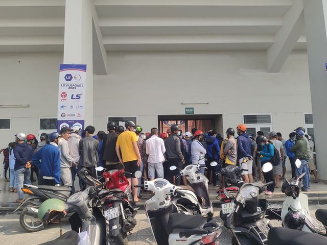 Sốt vé xem Kiatisuk đại chiến Huỳnh Đức, dân phe hét giá gấp… chục lần - 1 Sốt vé xem Kiatisuk đại chiến Huỳnh Đức, dân phe hét giá gấp… chục lần - 1