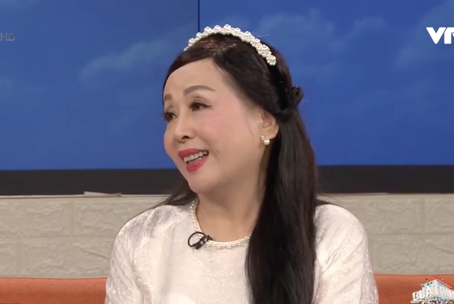 NSND Thu Hiền: Bị mấy bà bán rau túm tay, kêu lên, tôi hoảng hốt… - 1 NSND Thu Hiền: Bị mấy bà bán rau túm tay, kêu lên, tôi hoảng hốt… - 1