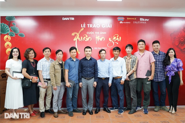 Báo Dân trí trao giải cuộc thi ảnh Xuân tin yêu - 8 Báo Dân trí trao giải cuộc thi ảnh Xuân tin yêu - 8