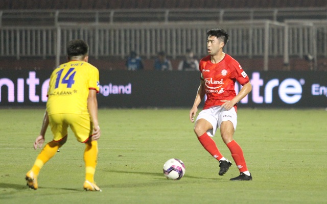 Lee Nguyễn ghi bàn giúp CLB TPHCM thắng đậm SL Nghệ An - 2