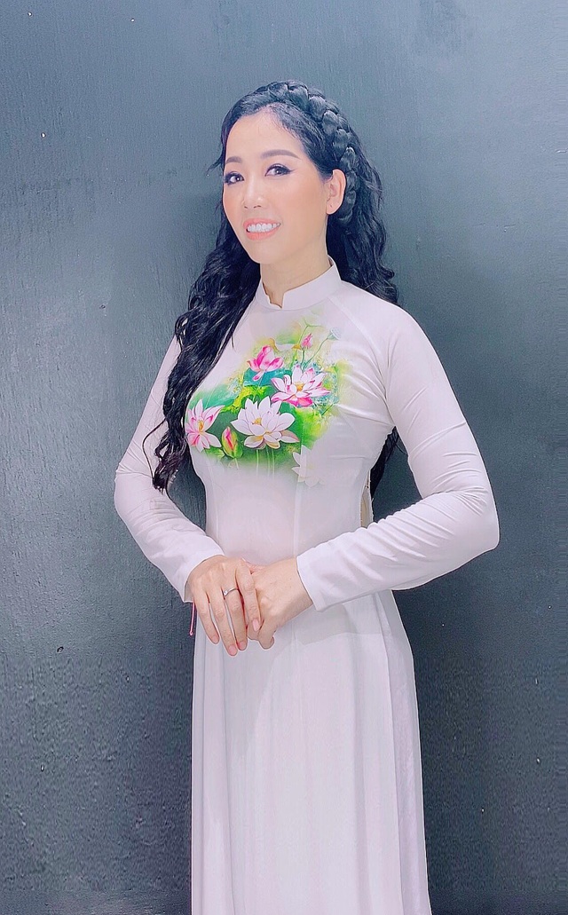 Phạm Hồng: Hạnh phúc khi được bận rộn - 1 Phạm Hồng: Hạnh phúc khi được bận rộn - 1