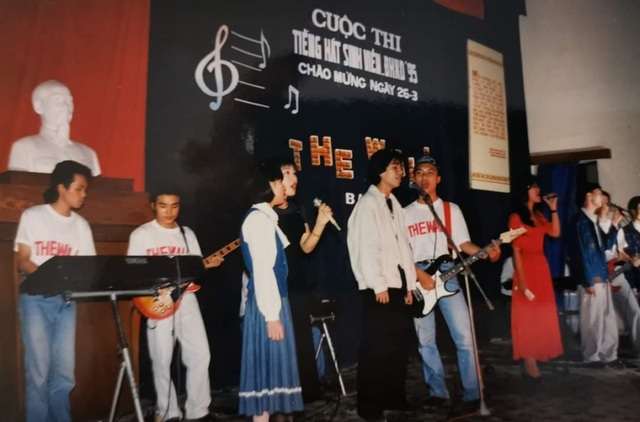 Bức Tường thực hiện liveshow kỷ niệm 5 năm ngày mất của thủ lĩnh Trần Lập - 3 Bức Tường thực hiện liveshow kỷ niệm 5 năm ngày mất của thủ lĩnh Trần Lập - 3