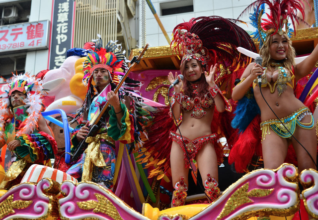 Hòa mình vào vũ điệu samba sôi động trên đường phố Tokyo - 4