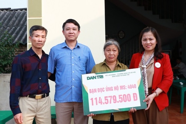 Bạn đọc giúp đỡ người phụ nữ nhốt chồng, con tâm thần trong cũi sắt - 1 Bạn đọc giúp đỡ người phụ nữ nhốt chồng, con tâm thần trong cũi sắt - 1