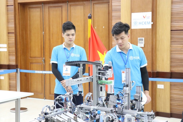 Việt Nam giành Huy chương Vàng thi nghề Cơ điện tử Châu Á- Thái Bình Dương - 4