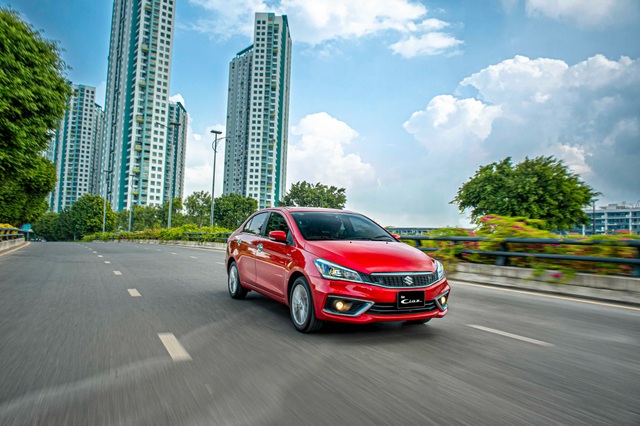 Suzuki Ciaz mới chinh phục các khách hàng khó tính - 1 Suzuki Ciaz mới chinh phục các khách hàng khó tính - 1
