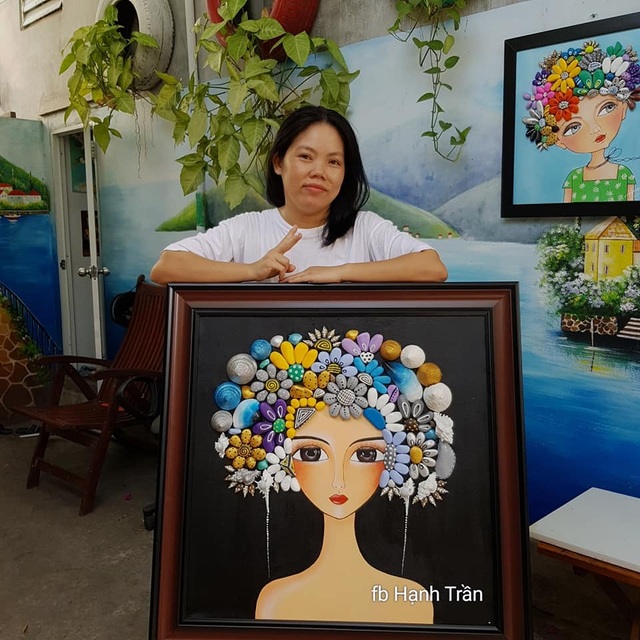 Sửng sốt với những bức tranh từ đá đẹp mê hồn của nữ họa sỹ ở Đà Nẵng - 2 Sửng sốt với những bức tranh từ đá đẹp mê hồn của nữ họa sỹ ở Đà Nẵng - 2