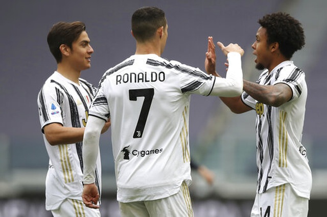 C.Ronaldo bỏ lỡ không tưởng, Juventus vẫn giành chiến thắng tưng bừng - 3