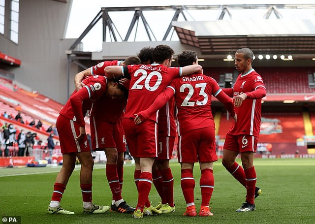 HLV Liverpool phấn khích với khoảnh khắc thiên tài của Alexander-Arnold - 2