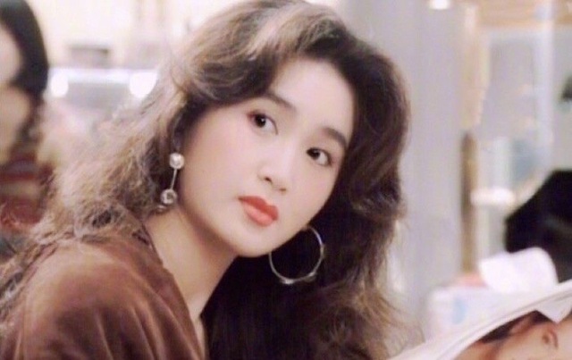 Phan Kim Liên Ôn Bích Hà khoe dáng nuột nà với áo tắm ở tuổi 55 - 7 Phan Kim Liên Ôn Bích Hà khoe dáng nuột nà với áo tắm ở tuổi 55 - 7