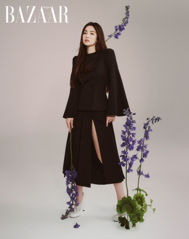 Song Hye Kyo đốn tim người hâm mộ với ảnh chụp trộm - 5 Song Hye Kyo đốn tim người hâm mộ với ảnh chụp trộm - 5