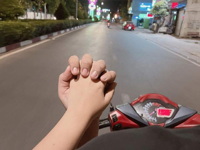 Thường xuyên qua nhà bạn thân chơi, chàng trai cưa đổ luôn em gái bạn - 5 Thường xuyên qua nhà bạn thân chơi, chàng trai cưa đổ luôn em gái bạn - 5