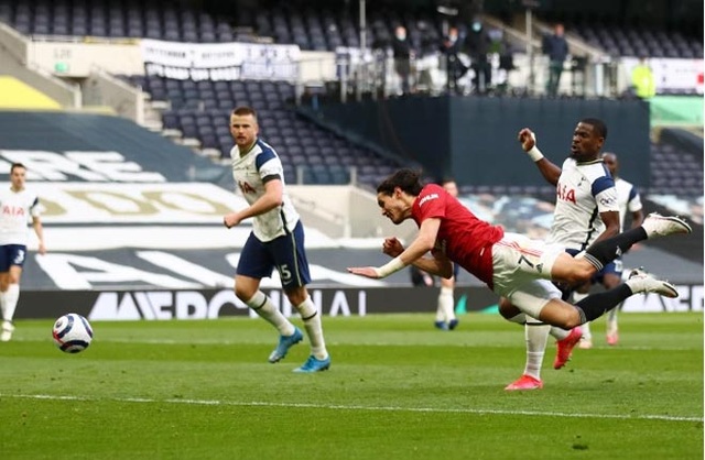 HLV Mourinho khẩu chiến dữ dội với Solskjaer vì Son Heung Min - 5 HLV Mourinho khẩu chiến dữ dội với Solskjaer vì Son Heung Min - 5