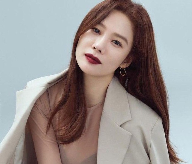 20 năm sau chuyện tình với So Ji Sub, mỹ nhân Giày thủy tinh vẫn cô đơn - 10 20 năm sau chuyện tình với So Ji Sub, mỹ nhân Giày thủy tinh vẫn cô đơn - 10