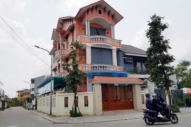 Nguyên Bí thư Thành ủy Huế nói gì khi được giao đất không qua đấu giá? - 1