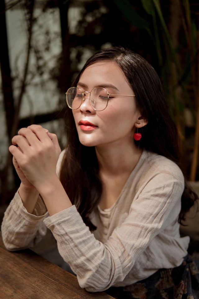 Nữ sinh 10x biết 2 ngoại ngữ, xinh đẹp như bông hồng lai Thái Lan - 6 Nữ sinh 10x biết 2 ngoại ngữ, xinh đẹp như bông hồng lai Thái Lan - 6