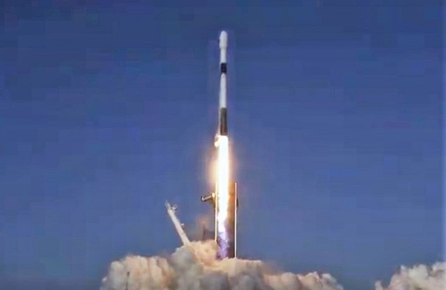 SpaceX phóng thêm 60 vệ tinh vào quỹ đạo, chùm Starlink đã có 1.443 vệ tinh - 1
