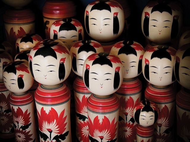 Thăm làng nghề truyền thống, tự vẽ búp bê gỗ Kokeshi - 3 Thăm làng nghề truyền thống, tự vẽ búp bê gỗ Kokeshi - 3