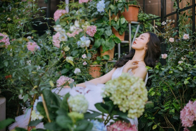 Bộ ảnh đẹp hút mắt của hot girl trường Đại học Kinh doanh và Công nghệ - 7 Bộ ảnh đẹp hút mắt của hot girl trường Đại học Kinh doanh và Công nghệ - 7