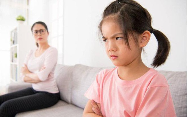 Nuôi con thế này bạn có đau không? - 1 Nuôi con thế này bạn có đau không? - 1