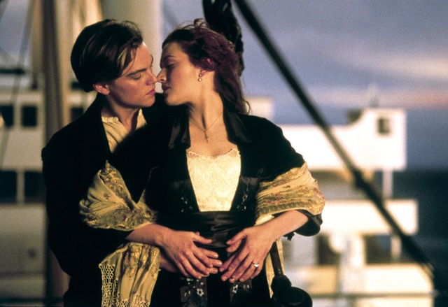 Kate Winslet tiết lộ điều ít biết về cảnh nóng với Leonardo DiCaprio - 3 Kate Winslet tiết lộ điều ít biết về cảnh nóng với Leonardo DiCaprio - 3