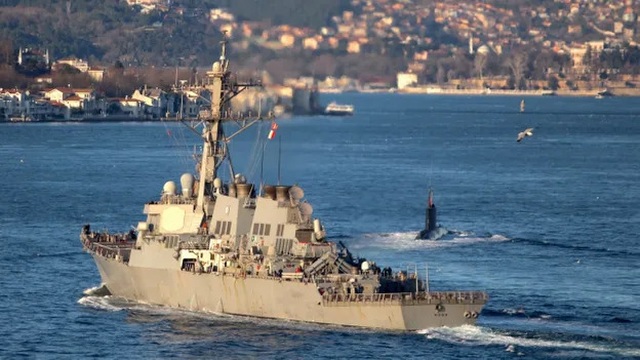 Nga nắn gân, Mỹ bất ngờ đổi kế hoạch đưa tàu chiến đến Biển Đen - 1