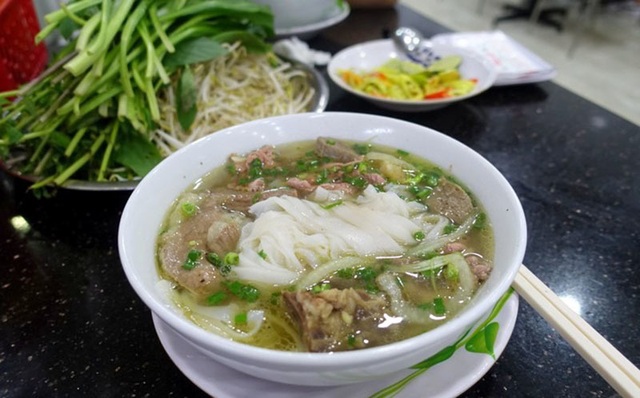 Vào Sài Gòn mở hàng phở Nam Định: Chỉ 5 tháng lỗ 500 triệu đồng - 2 Vào Sài Gòn mở hàng phở Nam Định: Chỉ 5 tháng lỗ 500 triệu đồng - 2