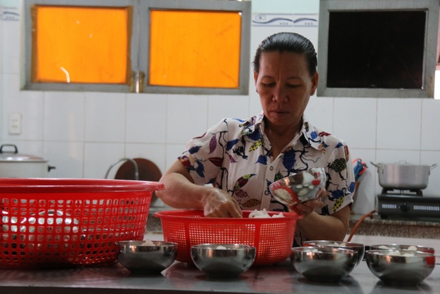 Người mẹ đặc biệt của những đứa con ngây dại - 7 Người mẹ đặc biệt của những đứa con ngây dại - 7
