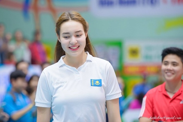 Vẻ đẹp quyến rũ của những thiên thần bóng chuyền châu Á - 13