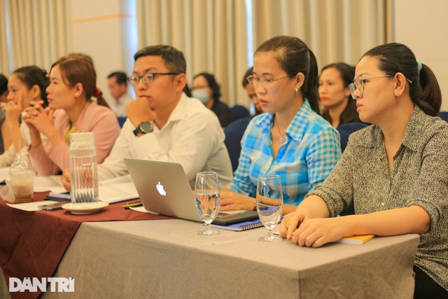 Lao động nước ngoài được ký nhiều lần HĐLĐ có thời hạn tại Việt Nam - 3 Lao động nước ngoài được ký nhiều lần HĐLĐ có thời hạn tại Việt Nam - 3