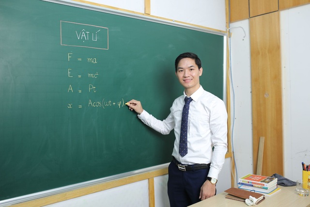 Ôn thi tốt nghiệp THPT môn Vật lí: Bí quyết kiếm điểm 7 một cách dễ dàng - 1 Ôn thi tốt nghiệp THPT môn Vật lí: Bí quyết kiếm điểm 7 một cách dễ dàng - 1