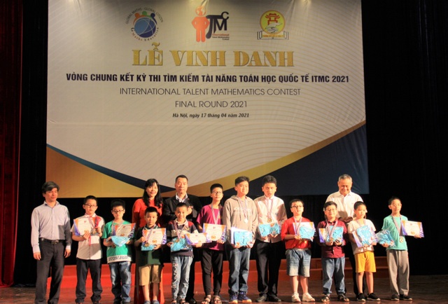 Việt Nam giành 16 huy chương vàng kỳ thi Tìm kiếm tài năng Toán học quốc tế - 1